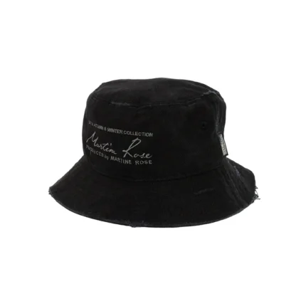 SIGNATURE BUCKET HAT in WASHED BLACK